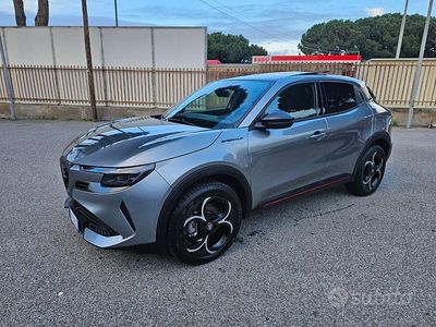 Nuova Alfa Romeo GT Junior Edizione Speciale 136 CV (100 kW) 2025 Grigio SUV