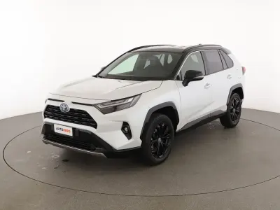 Usata Toyota RAV4 Hybrid Style 218 CV (160 kW) 2023 Bianco SUV