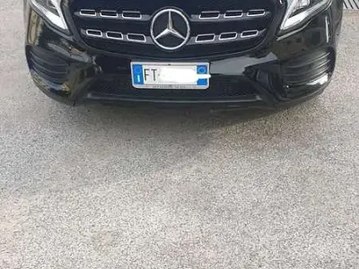 Usata Mercedes GLA200 Edition 136 CV (100 kW) 2019 Nero SUV
