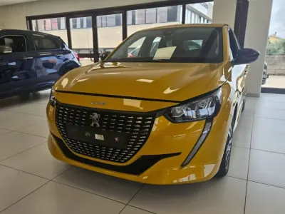 Gebraucht Peugeot 208 Active 75 PS (55 kW) 2021 Gelb Kleinwagen