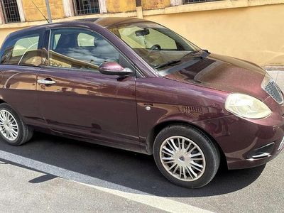 Usata Lancia Ypsilon 75 CV (55 kW) 2009 Lilla Utilitaria