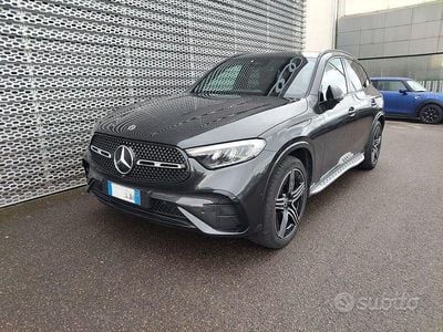 Usata Mercedes GLC300e AMG line 333 CV (244 kW) 2024 Grigio SUV