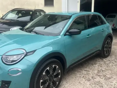 Usata Fiat 600 La Prima 100 CV (73 kW) 2024 Blu SUV