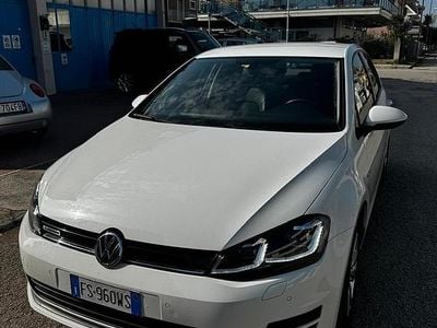 Usata VW Golf VII Highline 110 CV (80 kW) 2015 Bianco Berlina