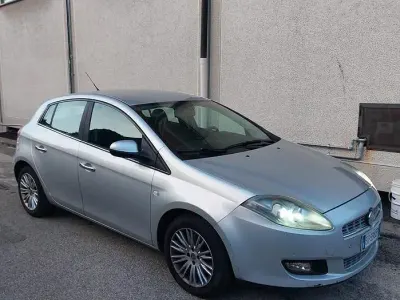Usata Fiat Bravo 120 CV (88 kW) 2010 Grigio Utilitaria