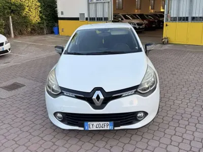 Usata Renault Clio IV 73 CV (53 kW) 2015 Bianco Berlina