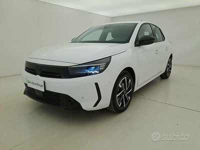 Usata Opel Corsa 101 CV (74 kW) 2025 Bianco Utilitaria