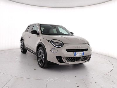 Usata Fiat 600 La Prima 110 CV (80 kW) 2025 Beige SUV