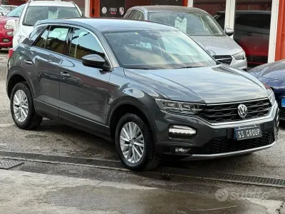 Usata VW T-Roc Advance 116 CV (85 kW) 2020 Grigio SUV