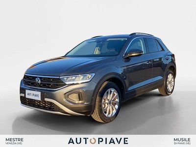 Usata VW T-Roc Life 110 CV (80 kW) 2022 Grigio SUV