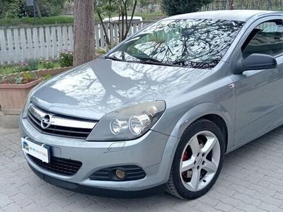 usata Opel Astra GTC 1.7 CDTI 125CV 3 porte Cosmo