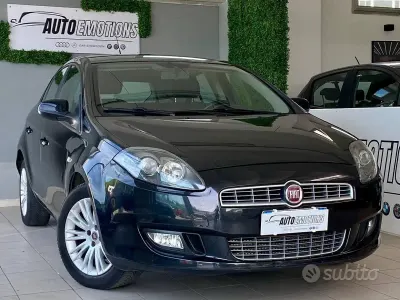 Usata Fiat Bravo 120 CV (88 kW) 2011 Nero Utilitaria