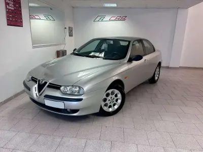 Usata Alfa Romeo 156 120 CV (88 kW) 1998 Argento Berlina