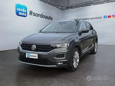 Usata VW T-Roc Advance 116 CV (85 kW) 2019 Grigio SUV
