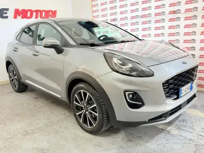 Usata Ford Puma Titanium 120 CV (88 kW) 2020 Grigio SUV