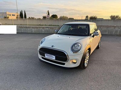 Usata Mini One D Business 95 CV (69 kW) 2016 Beige Utilitaria
