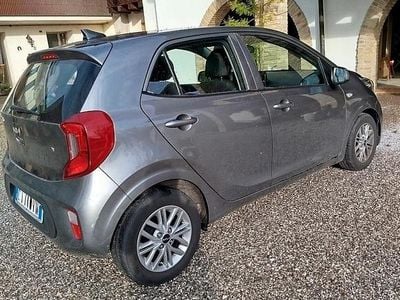 Usata Kia Picanto 67 CV (49 kW) 2022 Grigio Utilitaria