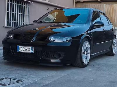 Usata Seat Leon CUPRA 209 CV (153 kW) 2003 Nero Utilitaria