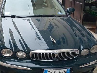 Usata Jaguar X-type Executive 131 CV (96 kW) 2003 Verde Berlina