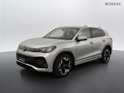 Usata VW Tiguan R-line 150 CV (110 kW) 2024 Grigio SUV