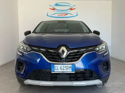 Usata Renault Captur Techno 194 CV (142 kW) 2022 Bluazzurro SUV