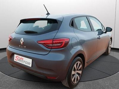 Usata Renault Clio V Equilibre 90 CV (66 kW) 2022 Grigio Berlina
