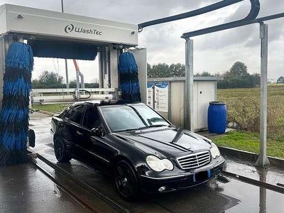 Usata Mercedes C200 Avantgarde 122 CV (89 kW) 2005 Berlina