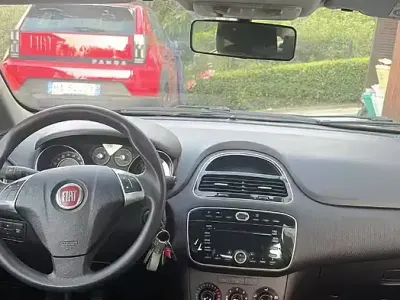 Usata Fiat Grande Punto 75 CV (55 kW) 2014 Bianco Utilitaria