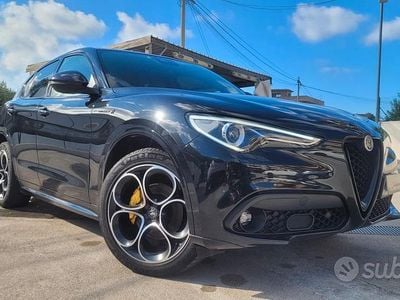 Usata Alfa Romeo Stelvio Veloce 209 CV (153 kW) 2021 Nero SUV