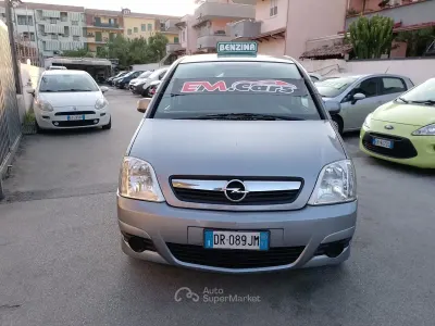 Usata Opel Meriva Cosmo 90 CV (66 kW) 2008 Grigio Monovolume
