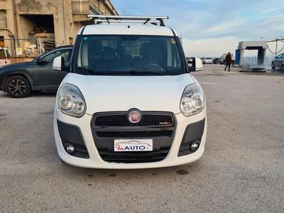 Usata Fiat Doblò 134 CV (98 kW) 2011 Bianco Monovolume