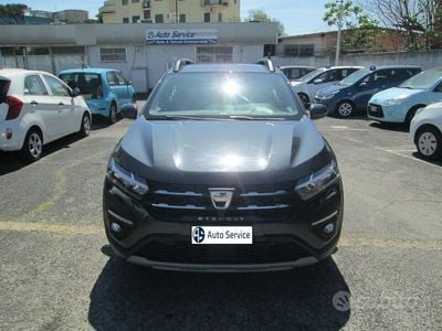 Usata Dacia Sandero Comfort 101 CV (74 kW) 2021 Grigio scuro metallizzato Utilitaria