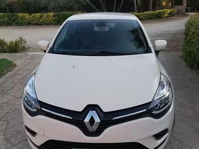 Usata Renault Clio IV Intens 75 CV (55 kW) 2017 Utilitaria