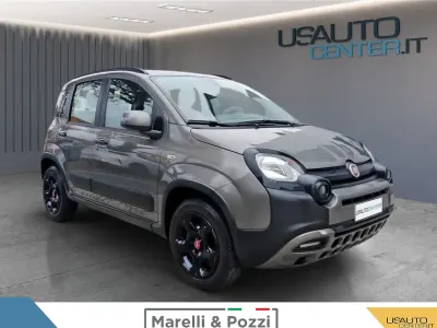 Usata Fiat Panda Cross Cross 70 CV (51 kW) 2022 Rosso Utilitaria