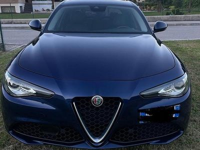Usata Alfa Romeo Giulia 190 CV (139 kW) 2019 Blu Berlina
