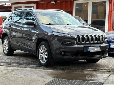 Usata Jeep Cherokee Longitude 185 CV (136 kW) 2016 Grigio SUV
