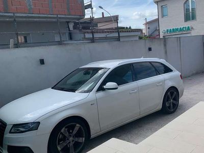 usata Audi A4 Avant 2.0 TDI SLINE