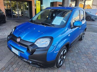 Usata Fiat Panda Cross Cross 69 CV (50 kW) 2025 Blu/azzurro Utilitaria
