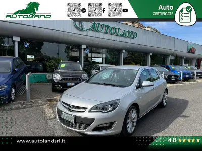 Käytetty Opel Astra Cosmo 140 HP (102 kW) 2015 Harmaa Sedan
