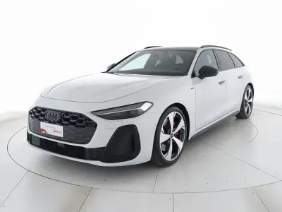 Usata Audi A5 S-Line 299 CV (219 kW) 2025 Bianco ghiaccio metallizzato Station wagon