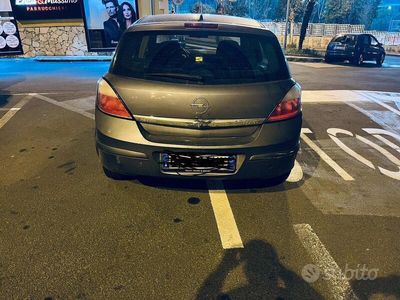 usata Opel Astra 1700cdti