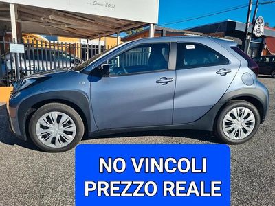 Nuova Toyota Aygo X Active 72 CV (52 kW) 2025 Grigio SUV
