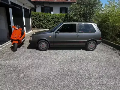 Käytetty Fiat Uno 105 HP (77 kW) 1988 Harmaa Viistoperä