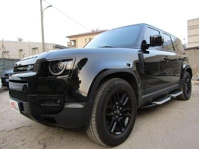 Usata Land Rover Defender HSE Dynamic 200 CV (147 kW) 2023 Nero metallizzato SUV