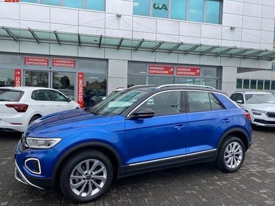 Usata VW T-Roc Style 150 CV (110 kW) 2022 Blu SUV