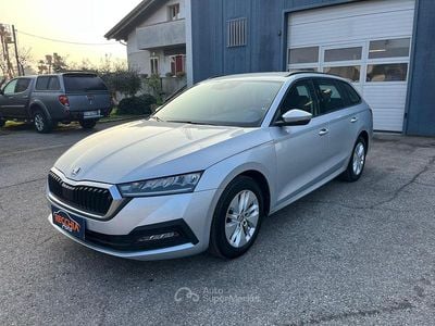 Usata Skoda Octavia Ambition 116 CV (85 kW) 2022 Argento Station wagon