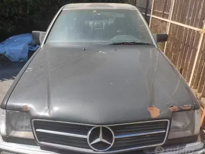 Begagnad Mercedes 200 136 HK (100 kW) 1994 Grå Sportkupé