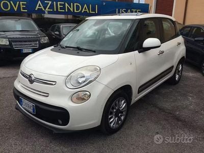 Begagnad Fiat 500L Lounge 85 HK (62 kW) 2013 Vit Minibuss