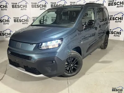 Nuova Fiat Doblò 131 CV (96 kW) 2026 Blu/azzurro Monovolume