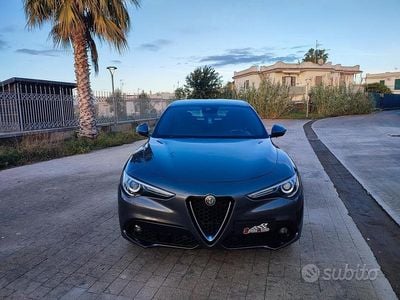 Usata Alfa Romeo Stelvio Super 160 CV (117 kW) 2022 Grigio SUV